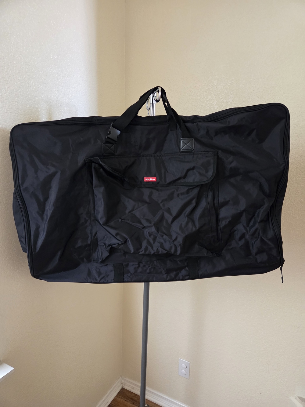 NicPro Light Weight Art Portfolio Bag, 24 X 36 Inches Waterproof Nylon